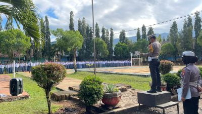 Bacakan Amanah Dirlantas Polda Sulsel, Kasatlantas Polres Lutim Sentuh Hati Siswa SMK I Disiplin Lalulintas