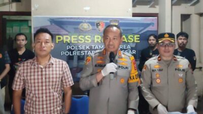 Kapolsek Tamalanrea Dampingi Kapolrestabes Makassar Press Release Kasus Curanmor