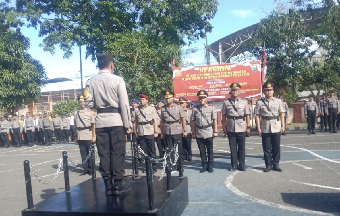 Kapolres Pangkep AKBP Ary Kartika Bhakti S. Ik, Pimpin Sertijab Perwira Polres Pangkep