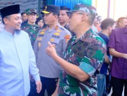 Pastikan Pangan Siap Selama Ramadhan Gubernur Sulsel Bersama Kapolda Irjen Pol Yudhiawan Wibisono Kunjungi BULOG