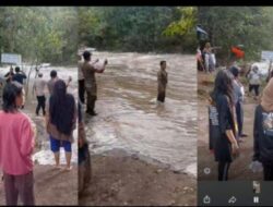 Viral Video Seorang Perempuan Terseret Air Bah di Sungai Sapana