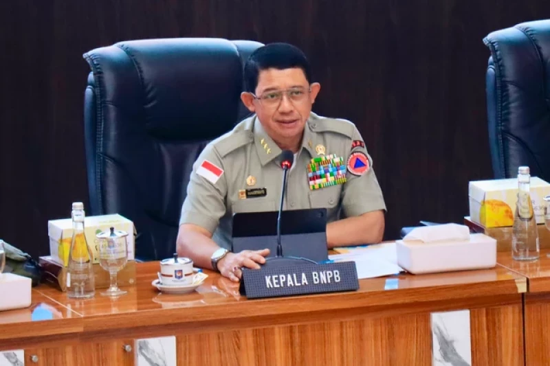 Kepala BNPB Kepala Badan Nasional Penanggulangan Bencana (BNPB) Letjen TNI Suharyanto.