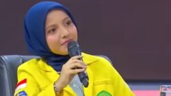 Wakil Ketua BEM UI Fatimah Azzahra menyampaikan pandangannya mengenai kondisi bangsa dan pentingnya pemimpin mendengar langsung suara rakyat. Pernyataan tersebut kembali beredar melalui media sosial.