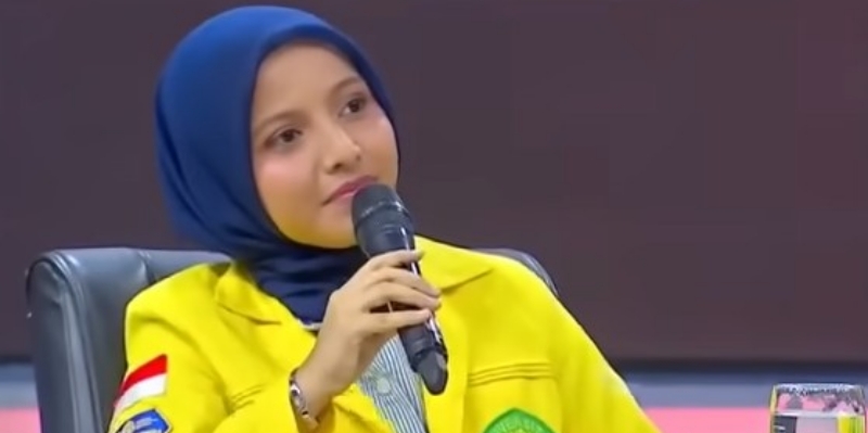 Wakil Ketua BEM UI Fatimah Azzahra menyampaikan pandangannya mengenai kondisi bangsa dan pentingnya pemimpin mendengar langsung suara rakyat. Pernyataan tersebut kembali beredar melalui media sosial.