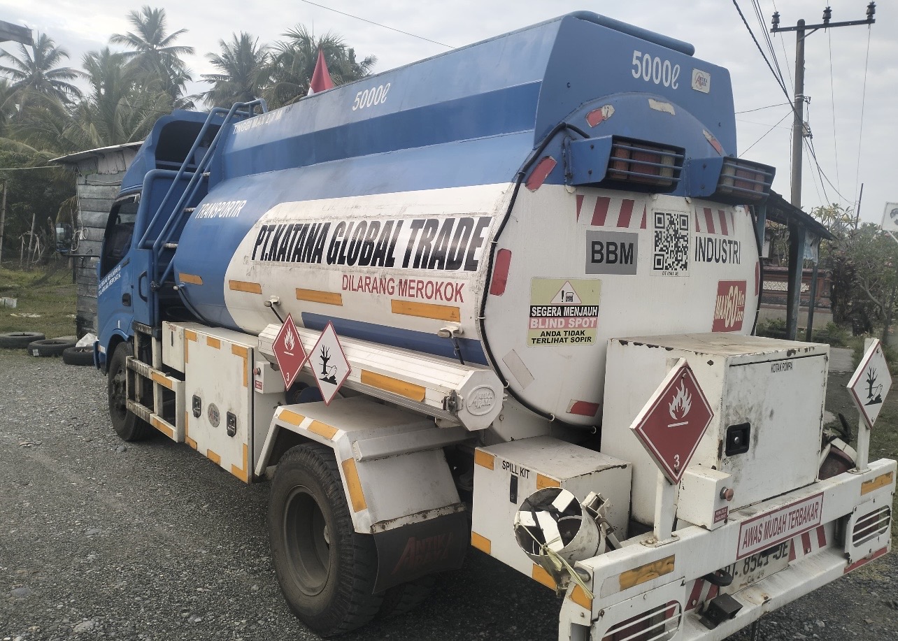 Salah Satu Mobil PT Katana Global Trade Beroperasi di Wilayah Sulawesi Tenggara