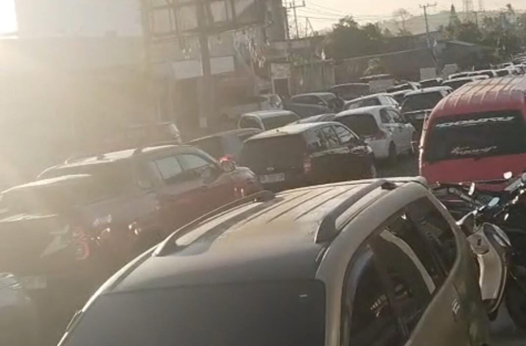 Hasil tangkapan layar dari video yang dikirimkan korban macet.