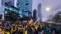 Demo di Bundaran HI Berakhir Tertib, Polisi Amankan 21 Orang Bawa Barang Berbahaya