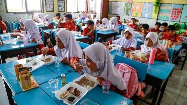 Anggaran BGN 2027 Capai Rp240 Triliun, 97 Persen untuk Program MBG