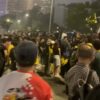 Demonstrasi BEM UI Berakhir, Mahasiswa Tinggalkan Sudirman dengan Bernyanyi Bersama