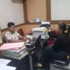 Injak Al-Qur’an, Pemilik Salon di Lebak Divonis 1 Tahun 8 Bulan Penjara