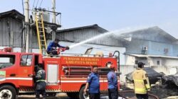 Kebakaran Gudang Biji Plastik di Bekasi Dikerahkan Tujuh Armada Damkar