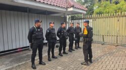Brimob Sterilisasi Kedubes Rusia Jelang Pemungutan Suara Duma