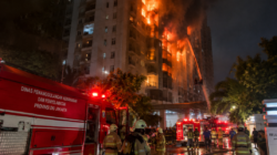 Kebakaran Apartemen di Penjaringan, 80 Petugas Damkar Dikerahkan