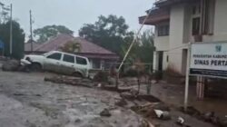 Banjir Bandang Terjang Kompleks Kantor Bupati Solok, Sejumlah Dinas Terdampak Parah