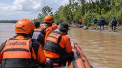 Basarnas Perluas Pencarian Korban KM Virgo Transport 8 ke Sungai Perlu