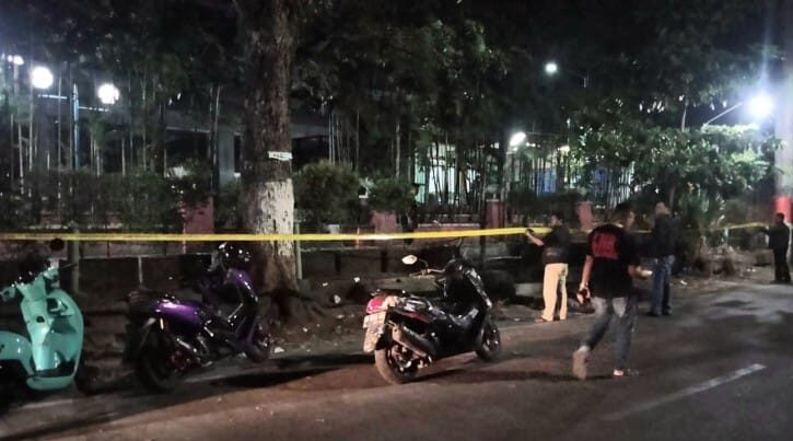 Jukir Samping Mall Ratu Indah tikam ojol.