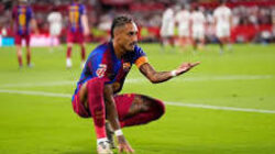 Raphinha Hattrick, Barcelona Comeback dan Tundukkan Sevilla 3-1