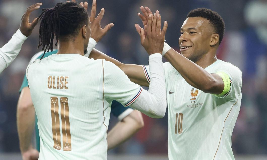 Michael Olise merayakan gol kemenangan Prancis atas Belgia di UEFA Nations League 2026/27.