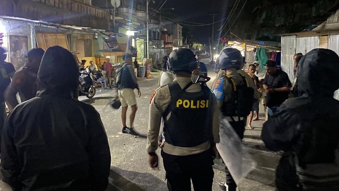 Tawuran Dua Kelompok Pemuda di Tual, Seorang Pria Tewas Terkena Panah