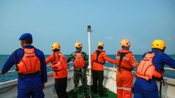 Hari Kelima Pencarian, SAR Temukan Pelampung dan Helm Milik Korban Hilang