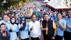 Gubernur Sulsel Lepas Peserta Jalan Sehat Anti Mager dari 24 Kabupaten Kota, Warga Dapat 2 Umrah