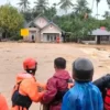 Banjir Terjang Tiga Kecamatan di Padang, 672 Warga Terpaksa Mengungsi!
