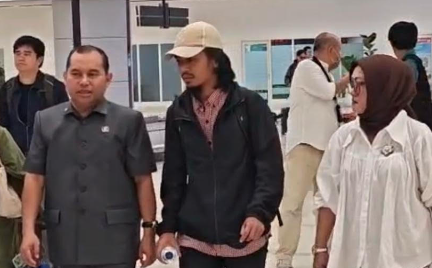 Ashari Samadikun Tiba di Makassar Setelah Melewati Lima Bulan dalam Penyanderaan di Perairan Somalia