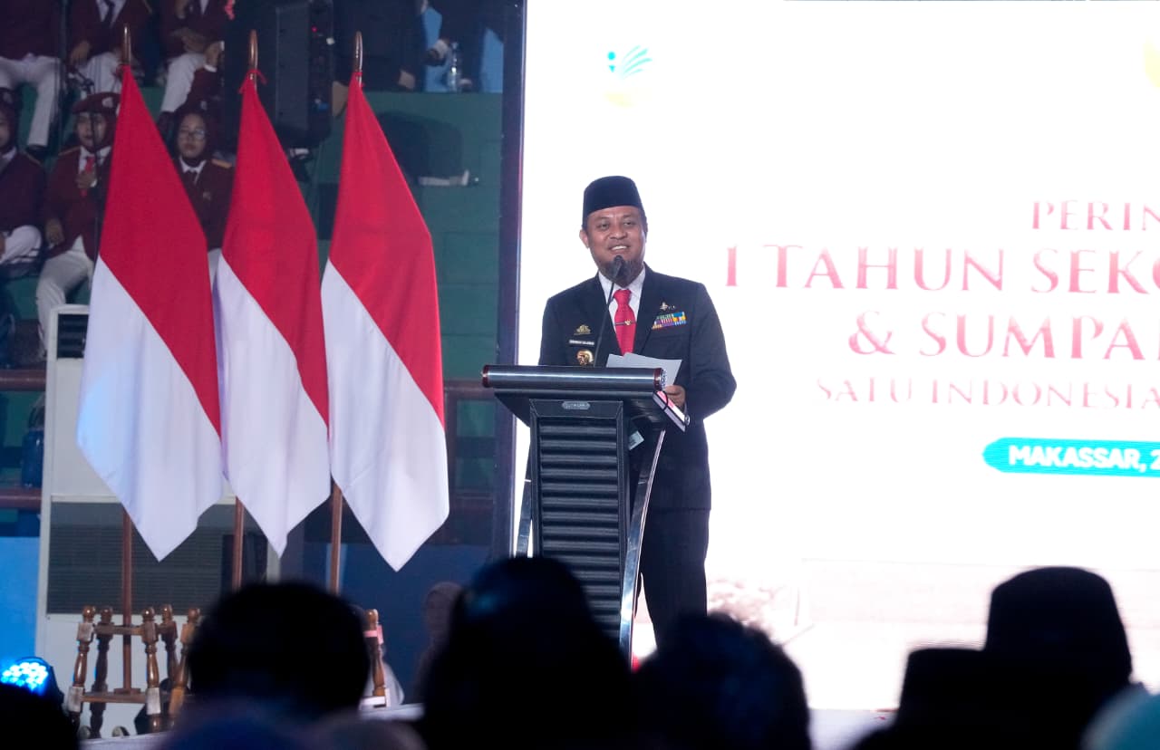 Gubernur Sulsel Andi Sudirman