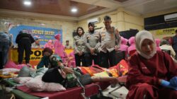 Polri, TNI, dan Warga Kompak Donor Darah di Mapolres Pelabuhan Makassar