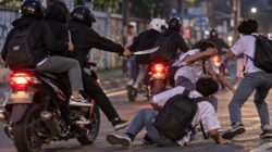 Pelajar Diserang Sekelompok Pengendara Motor Bersenjata Tajam di Bekasi