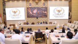 Komisi II DPR Kaji Gugatan Syarat Ijazah SMA Capres-Cawapres di RUU Pemilu