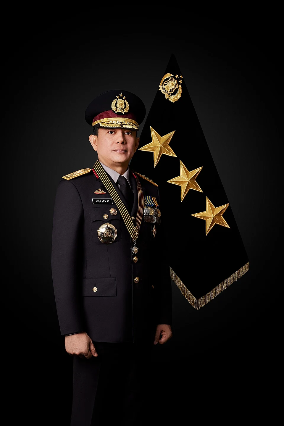 Komjen Polisi Wahyu Hadiningrat dilantik sebagai Wakapolri oleh Presiden Prabowo Subianto