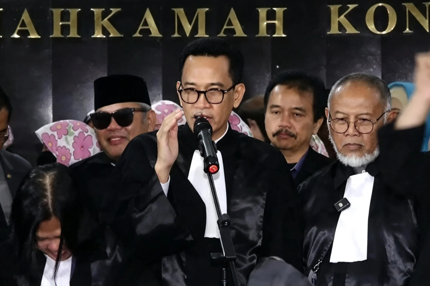 Kuasa hukum pemohon, Refly Harun