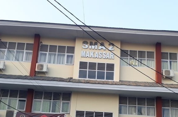 Gedung SMA 2 Makassar.