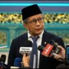 Rocky Gerung Bela MBG dan Koperasi Desa Merah Putih, Minta Pemerintah Siapkan Mitigasi Protes