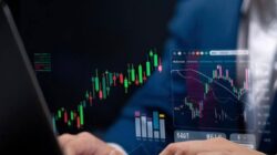 IHSG Ditutup Menguat 1,04 Persen ke 6.093, Sektor Barang Baku Pimpin Kenaikan