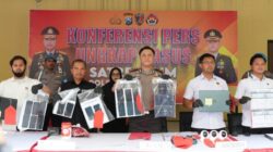 Beroperasi dari Perumahan di Sidoarjo, 8 Warga Vietnam Diduga Tipu Korban hingga Rp5 Juta
