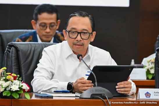 Wakil Menteri Keuangan Juda Agung_11zon