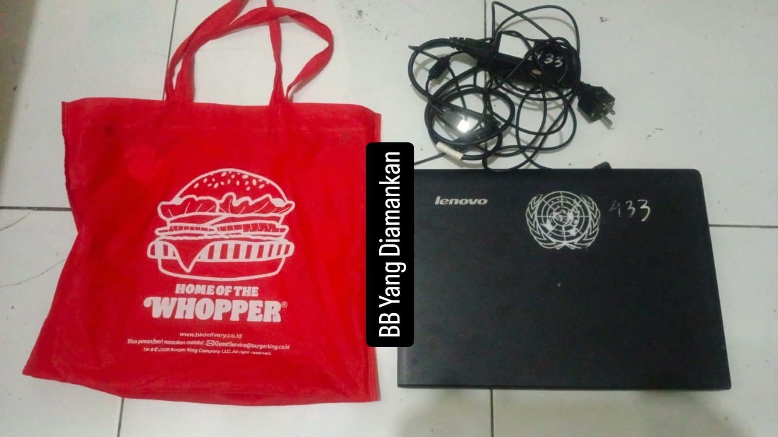 Barang bukti yang diamankan polisi.